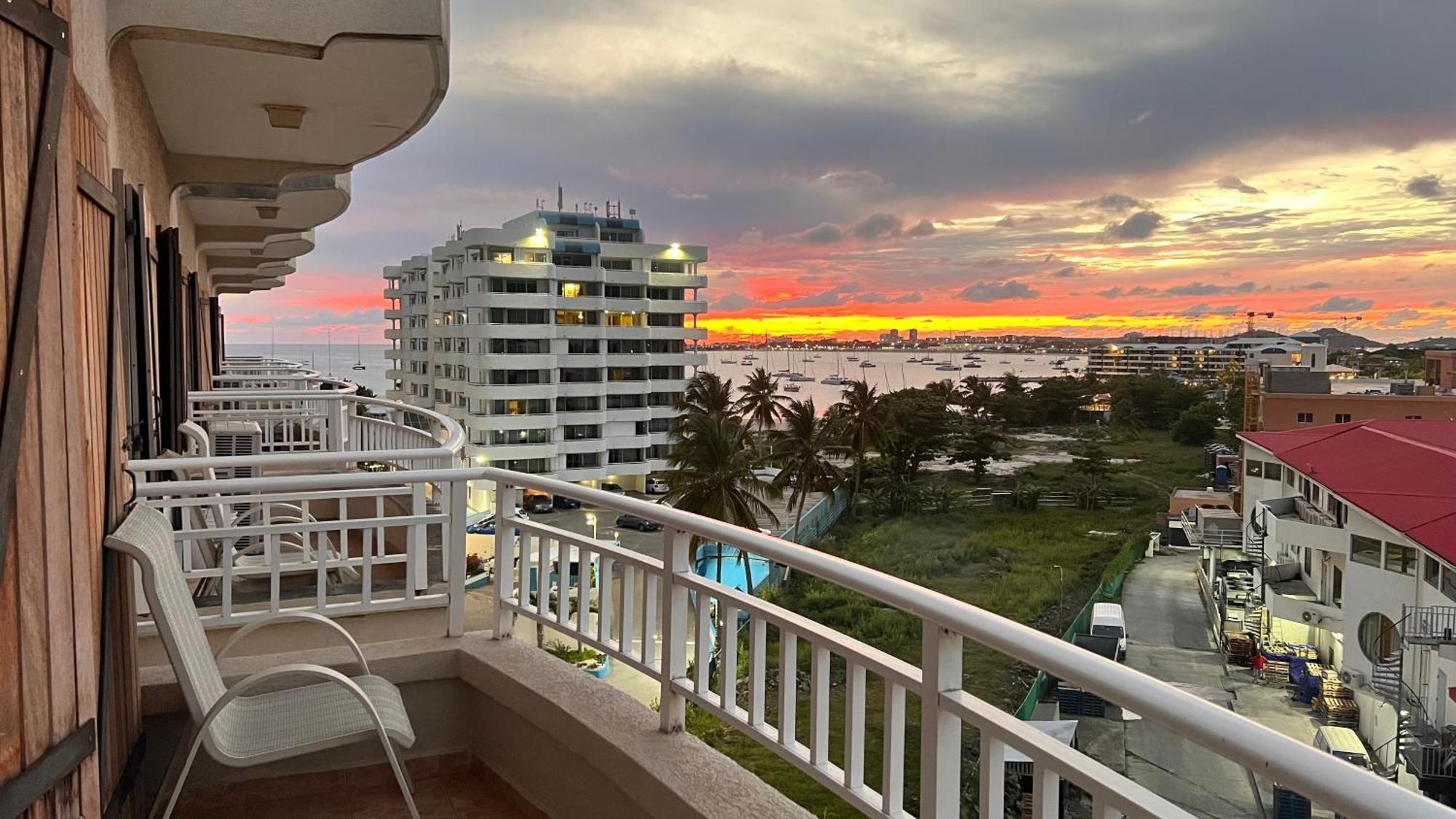 Simpson Bay Suites Exteriér fotografie